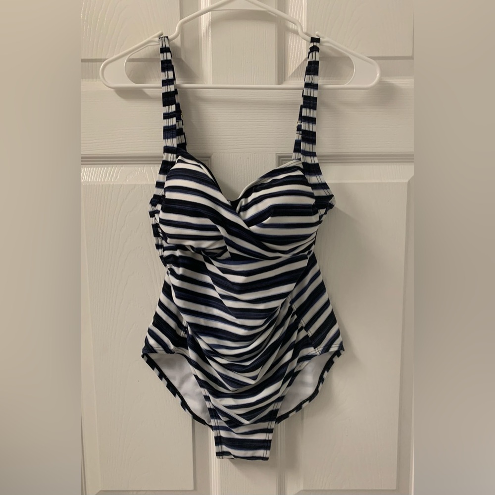 Shore Shapes One-Piece Striped Swimsuit with Ruched tummy size 8